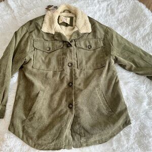 Ashley By 26 International Women’s Green Corduroy Jacket With Sherpa Lining NWT
